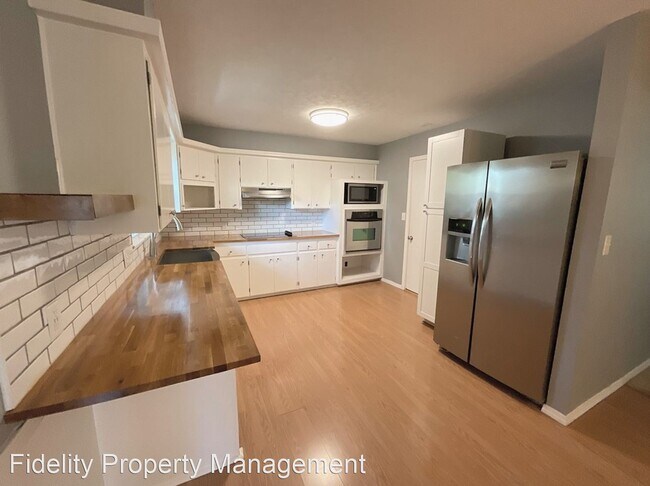 Foto del edificio - 3 br, 1 bath House - 1211 E Rosebrier