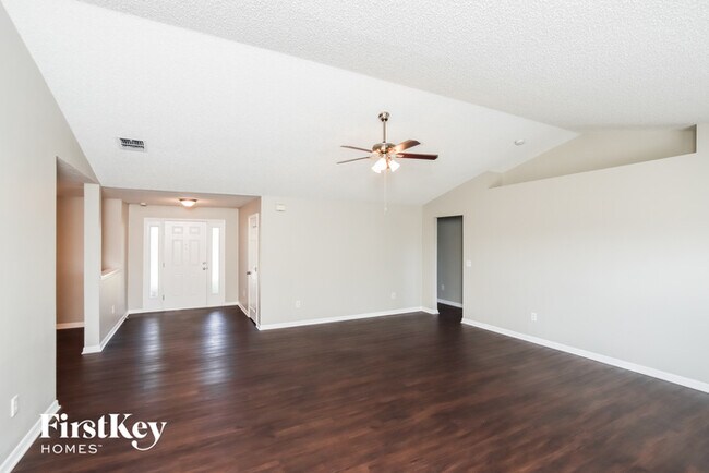 Foto del edificio - 782 Merrimac St SE