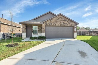 Building Photo - 16831 Silent Pines Ct