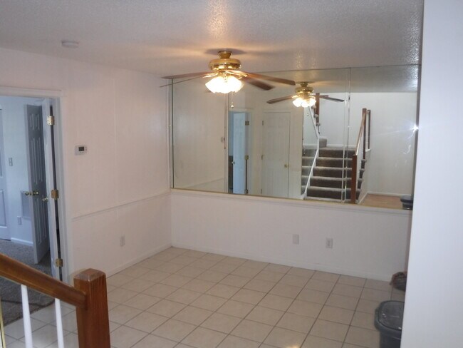 Foto del edificio - KEMPS LAKE CONDO