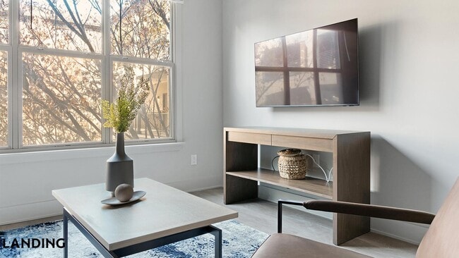 Building Photo - 49 Boulevard SE