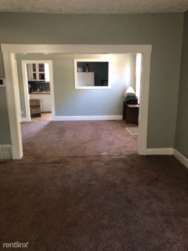 Foto del edificio - 3 br, 1 bath Apartment - 309 E River St