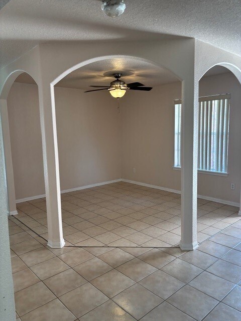 Building Photo - 5355 Morgan Oak Dr