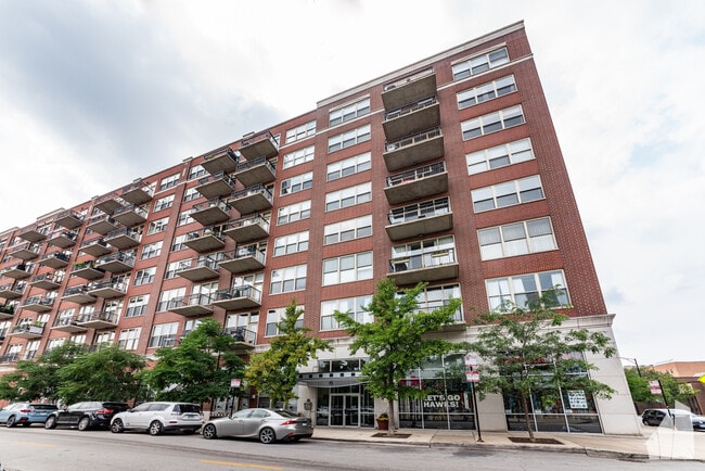 Building Photo - 6 S Laflin St