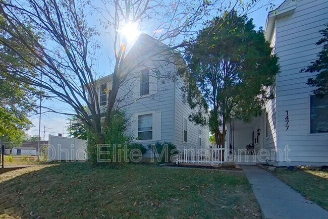 Foto del edificio - 1473 Thomas Ave