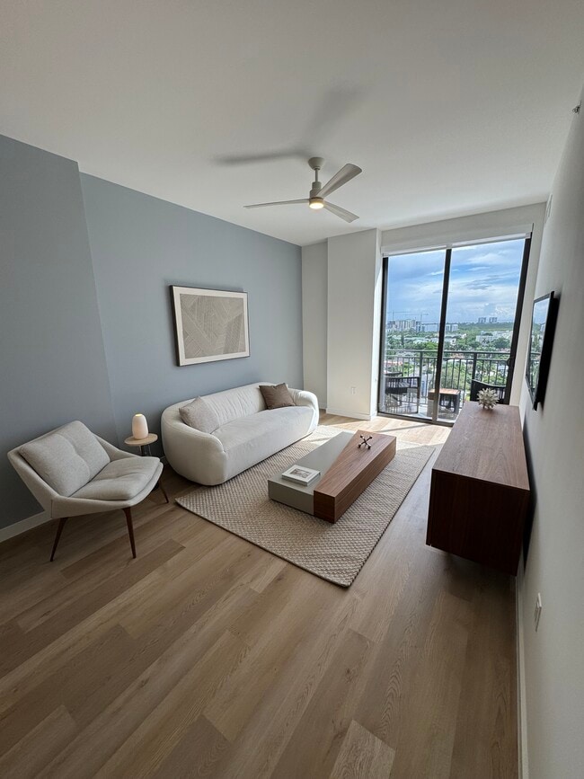 Building Photo - 226 Jamaica Dr