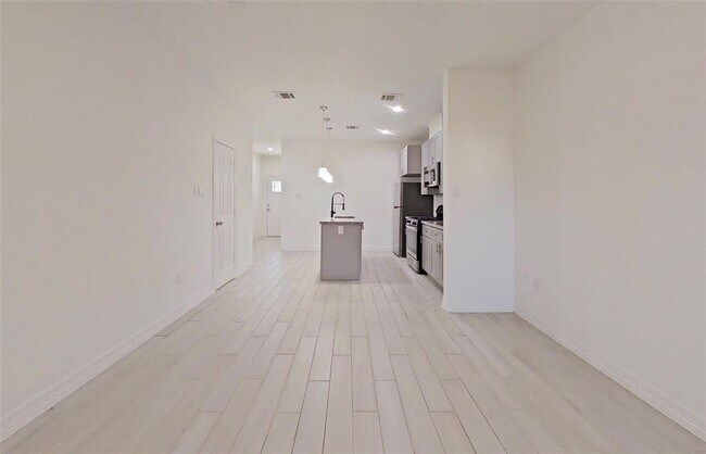Foto del edificio - 7209 Carver Rd