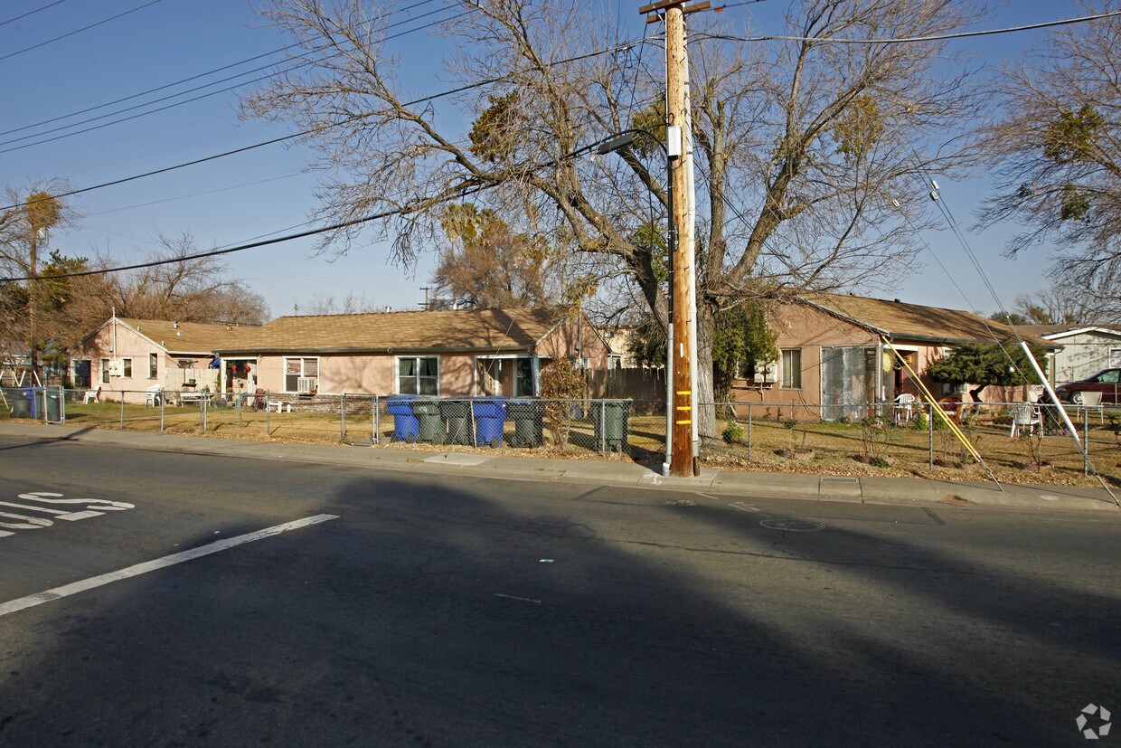 Foto del edificio - 2701 Altos Ave