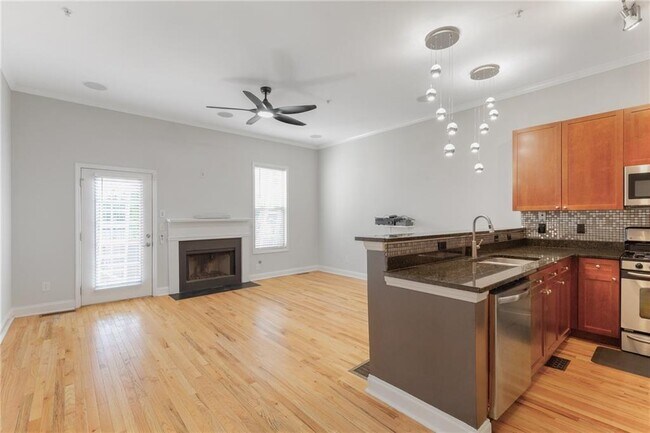Foto del edificio - 1953 Sterling Oaks Cir NE