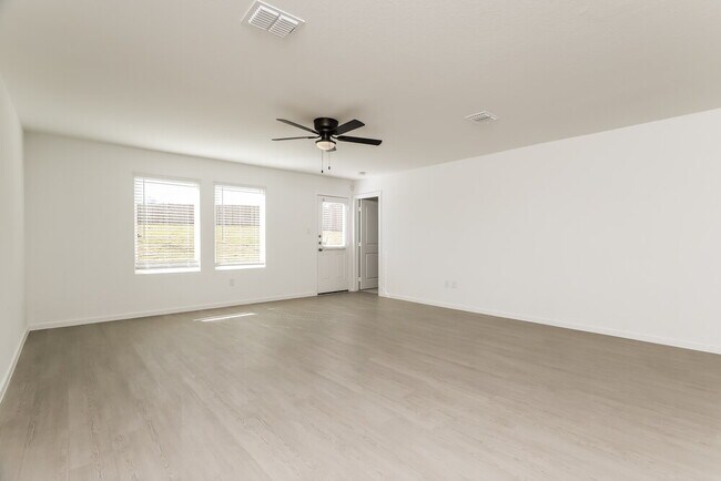 Foto del edificio - 298 Jax Lp