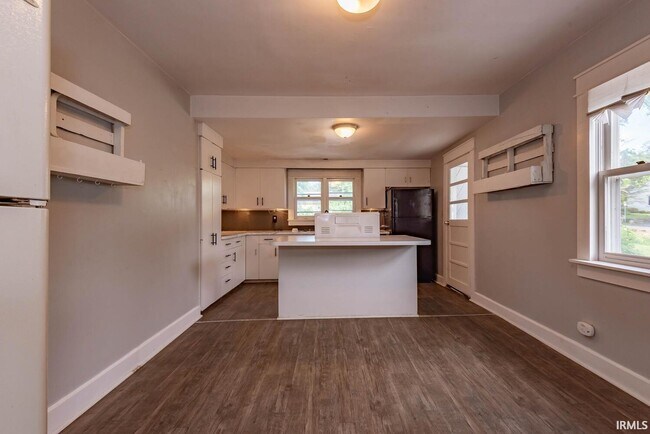 Foto del edificio - 204 S Clark St