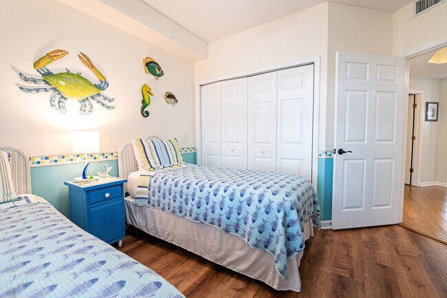 Foto del edificio - 235 Atlantis Cir