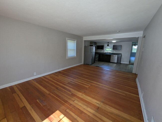 Foto del edificio - COMING SOON: Style, Space, and Small-Town ...