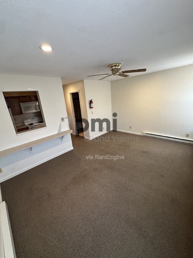 Foto del edificio - 1308 Arthur Ave