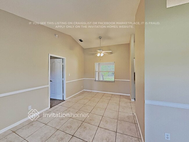 Foto del edificio - 4800 Miramar St