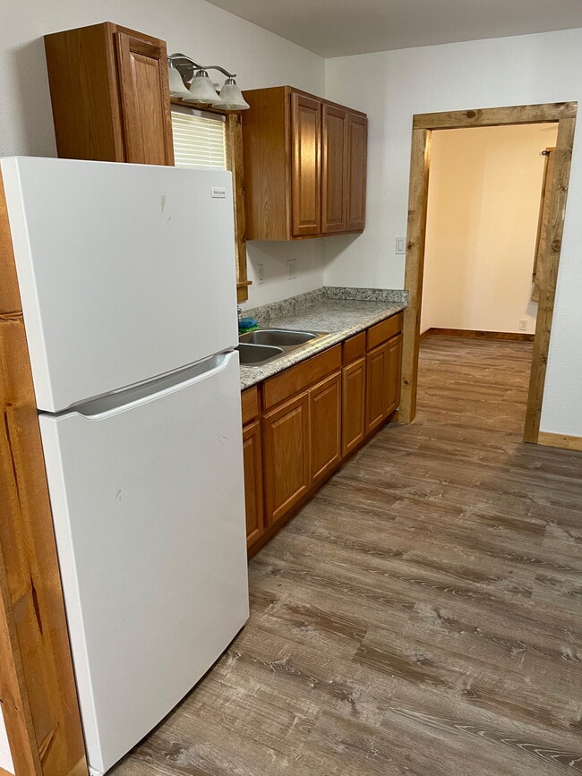 Building Photo - 2919 Summers Ln