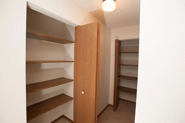 Building Photo - 1551 Falcon Dr