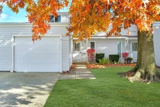 Building Photo - 267 Deepwood Dr