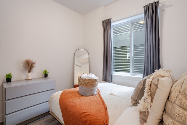 Photo du bâtiment - 1319 Rue Barré