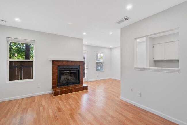 Building Photo - 8703 Schick Rd