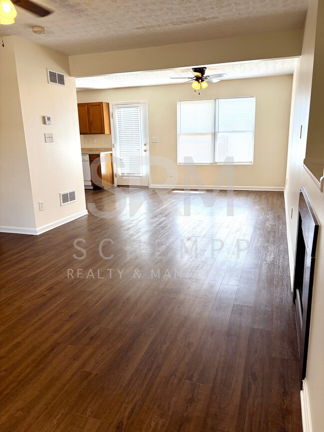 Foto del edificio - 7022 Shanty Creek Dr