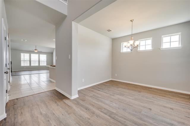 Building Photo - 5609 Fremont Dr