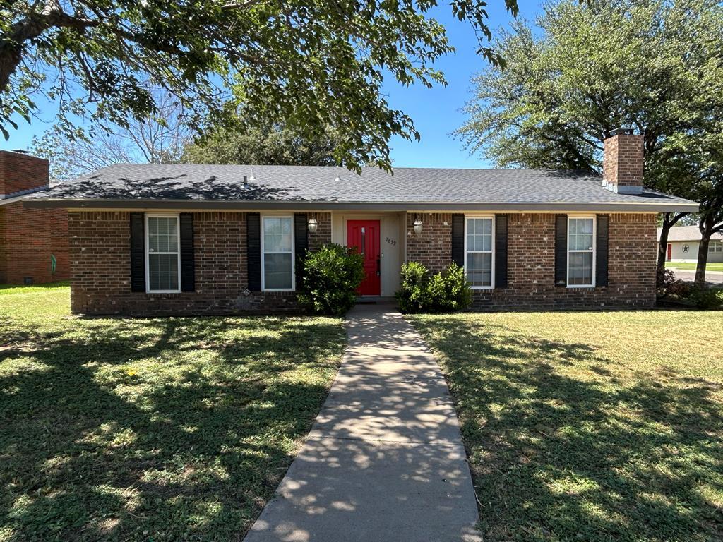 Foto principal - 2839 Wildwood Ave