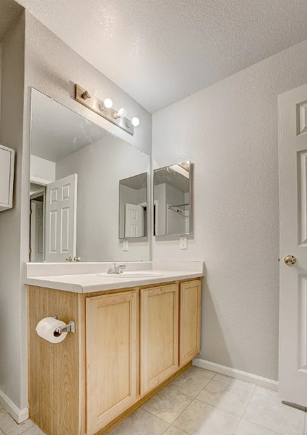 Building Photo - 6615 Desert Willow Way