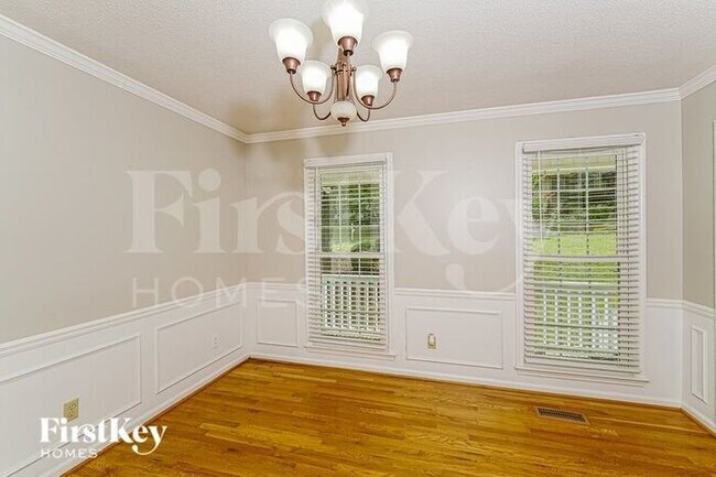 Foto del edificio - 1313 Colonial Way