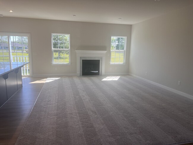 Building Photo - 469 Alyssa Way