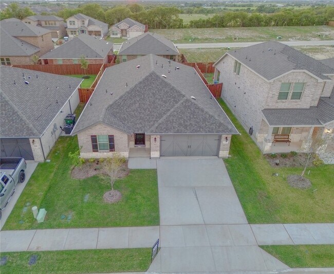 Foto del edificio - 4108 Amethyst Dr