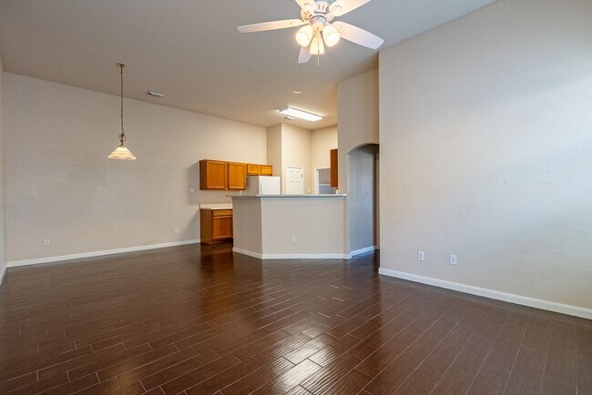 Foto del edificio - Beautiful 3 bedroom, 2 bathroom home in We...
