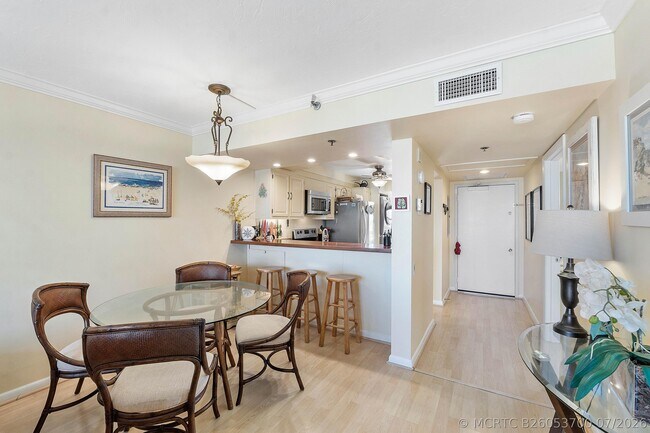 Foto del edificio - 2687 N Ocean Blvd
