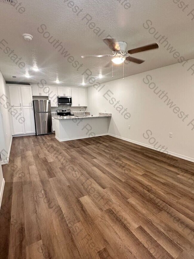 Foto del edificio - New Construction! 2 bed 2 bath!
