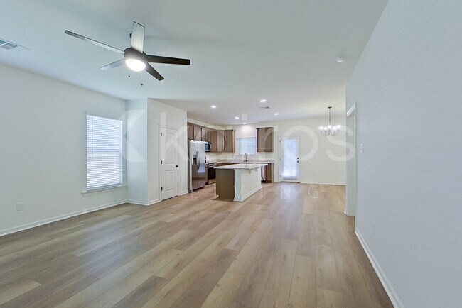 Foto del edificio - 108 Hendrix Rd