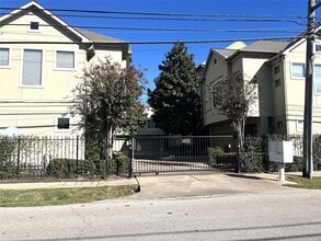 Building Photo - 4338 Center St