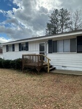 Building Photo - 193 Frazier Dr SE