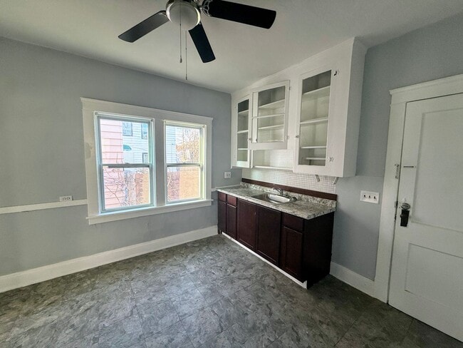 Foto del edificio - Schonfeld Holdings, LLC (951 Royal Rd.)