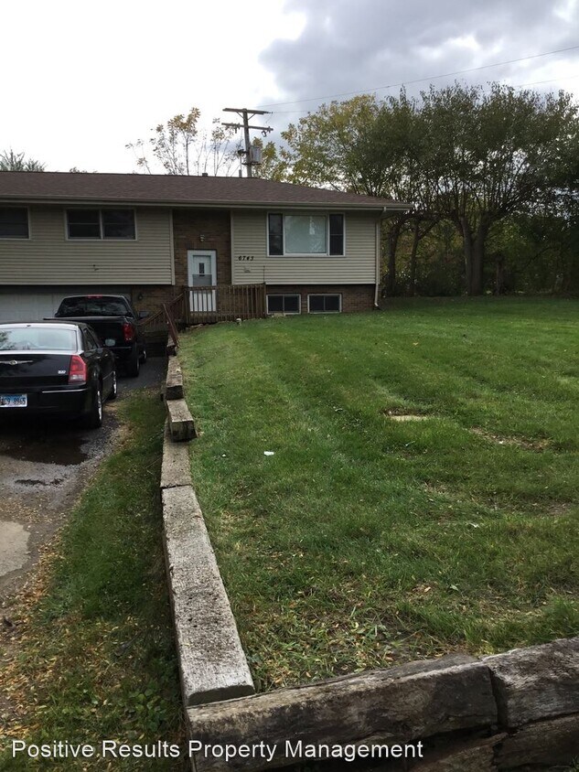 3 br, 1 bath House 6743 Carman Dr House Rental in Rockford, IL