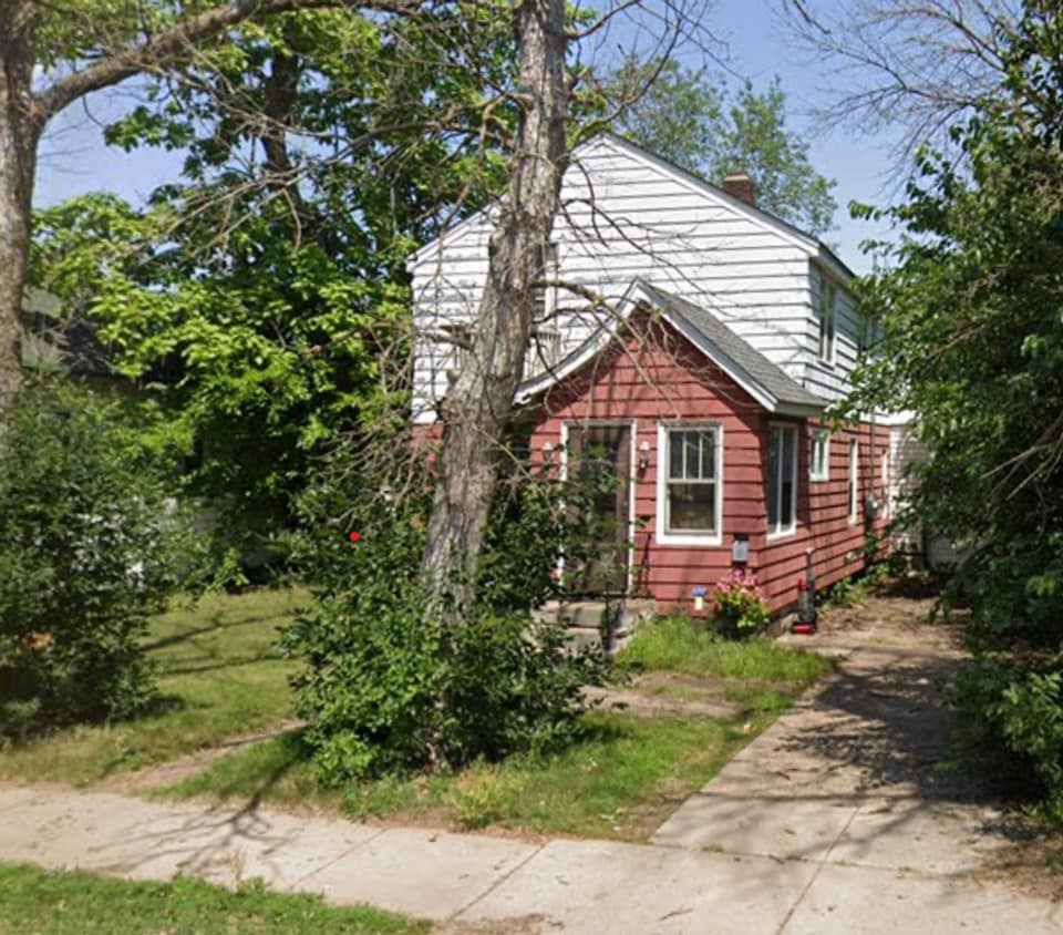 Primary Photo - 2010 Hogeboom Ave