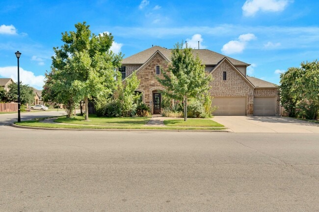 Building Photo - 2500 Speidel Dr
