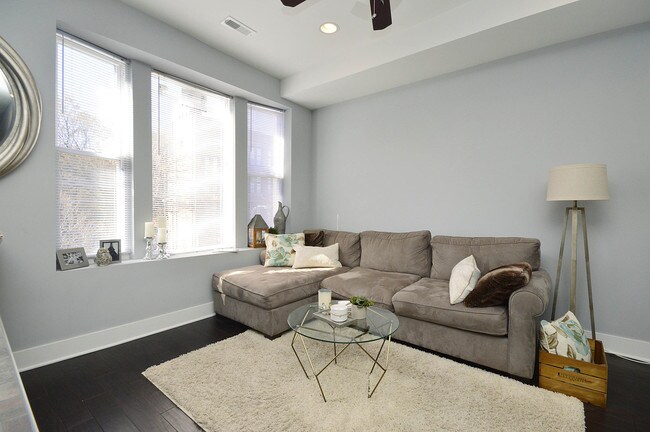 Foto del edificio - 939 N Ashland