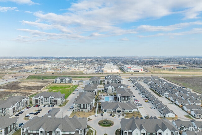 Aerial Photo - Skye at Chisholm Trail