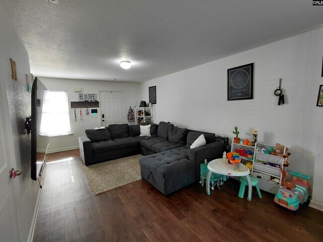 Foto del edificio - 836 Chariot Way