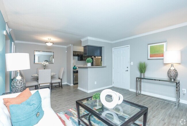 Foto del edificio - 10250 Lands End Dr