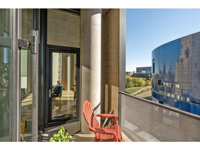 Foto del edificio - 750 S 2nd St