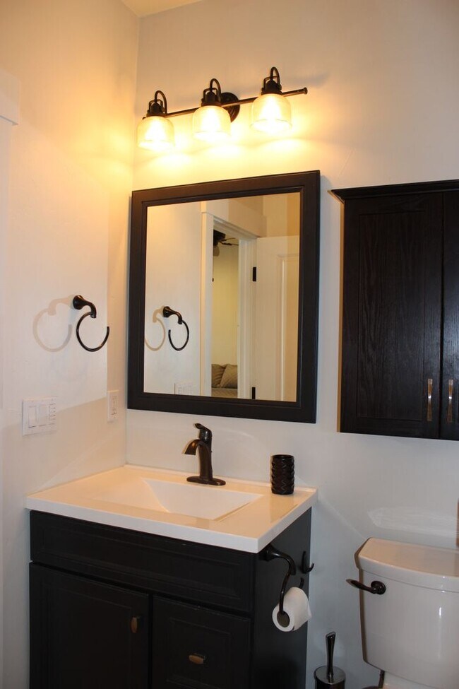 Foto del edificio - Furnished Studio Near Old Mill - Utilities Included