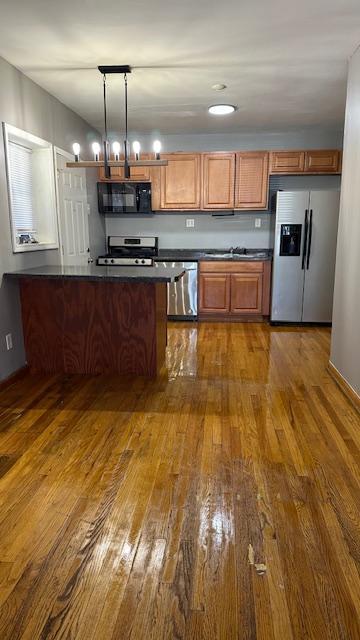Foto del edificio - 5725 W Addison St