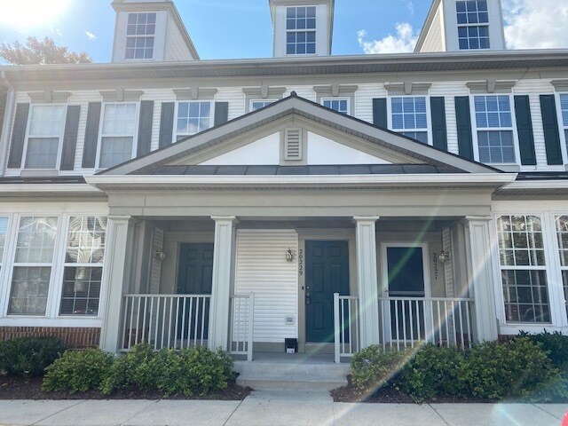 Primary Photo - 20229 Macglashan Terrace
