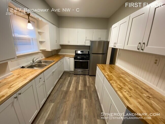 Building Photo - 1227 Broadway Ave NW